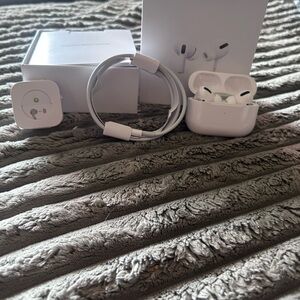 Apple AirPods Pro with Wireless Charging Case - White